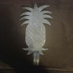 Gray Pineapple Wall Hook